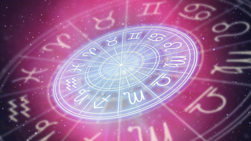 Хороскоп за 11-17 март: Венера преминава в Риби - какво да очакват зодиите?