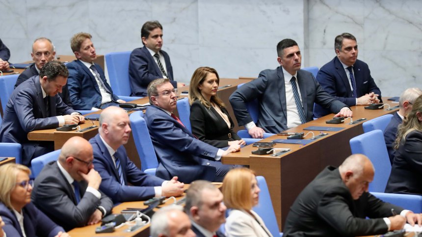 Политици обвиниха властта в "неадекватна защита" заради дроновете в Черно море