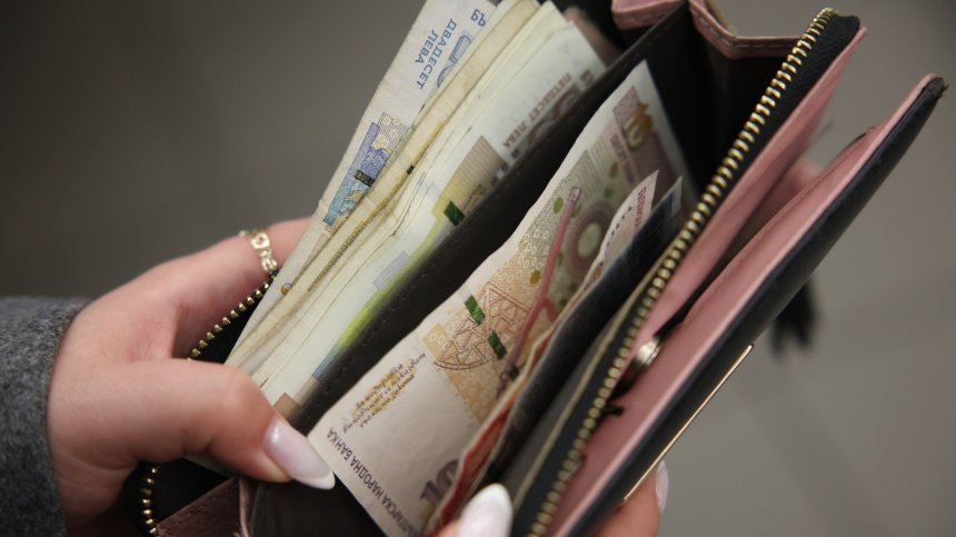 Търсят притежателя на намерена голяма сума пари в София