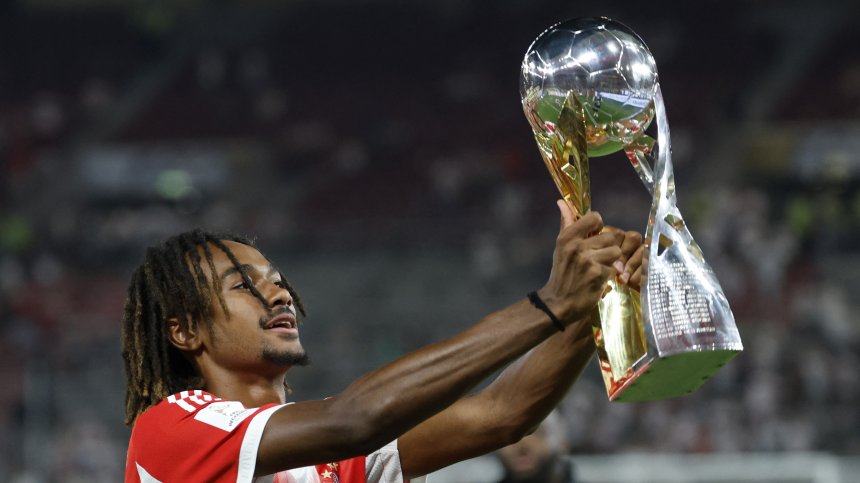 "Байерн" триумфира в Суперкупата на Германия след 2:1 срещу "Щутгарт"