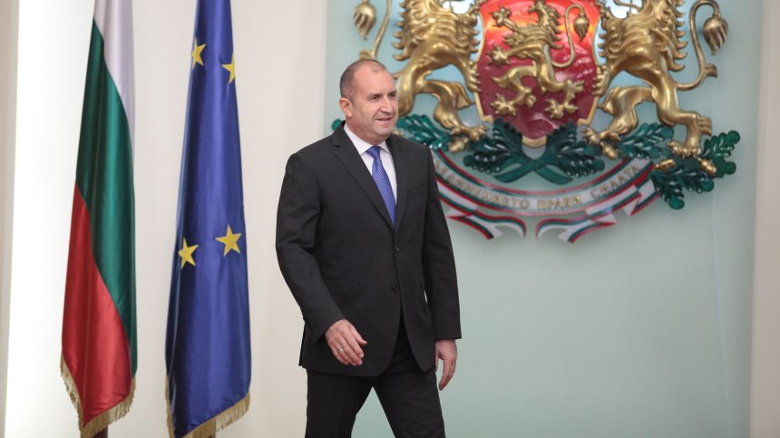 Президентът Радев приема ИТН, ДБ и "Възраждане"
