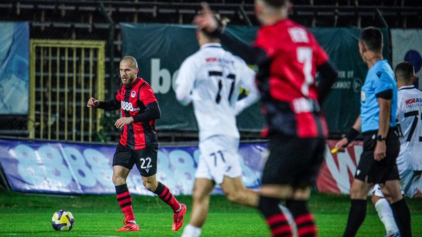 "Славия" изплува от дъното след победа в дербито срещу "Локо" (Сф)