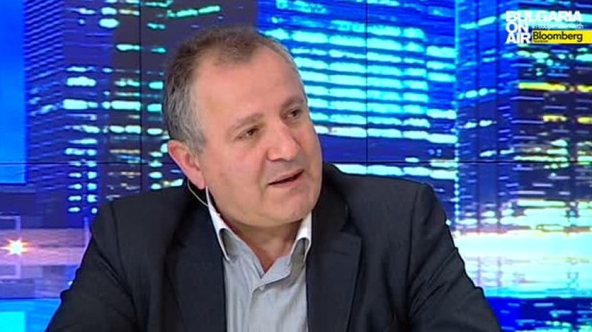 Кризата в Украйна би довела до ръст в цените на зърното и в туризма