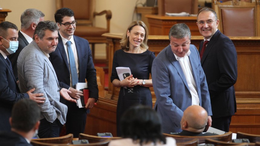 Депутатите сформираха 22 комисии, ИТН оглави много от тях