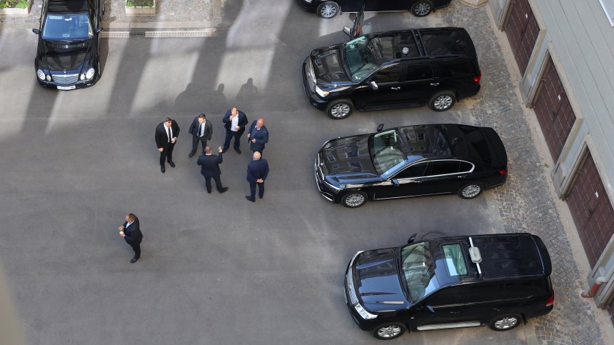 Парламентът ще решава на закрити заседания кои депутати да имат охрана от НСО