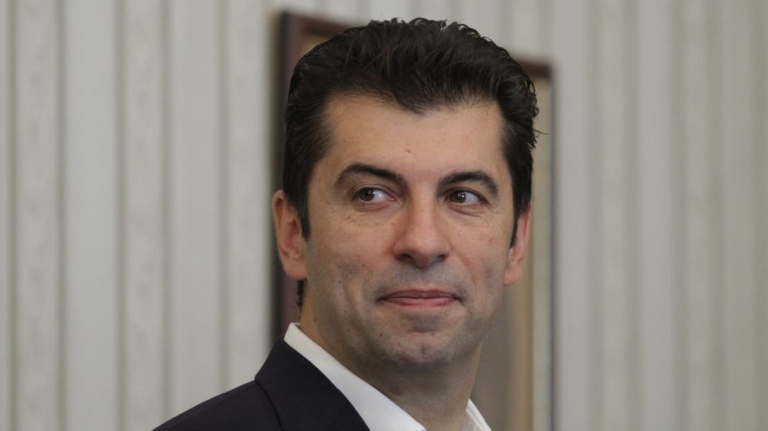 Петков: Трябва да избегнем политическия риск, постовете в момента не са важни