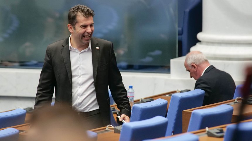 Кирил Петков се отказа от имунитета си и по второто обвинение