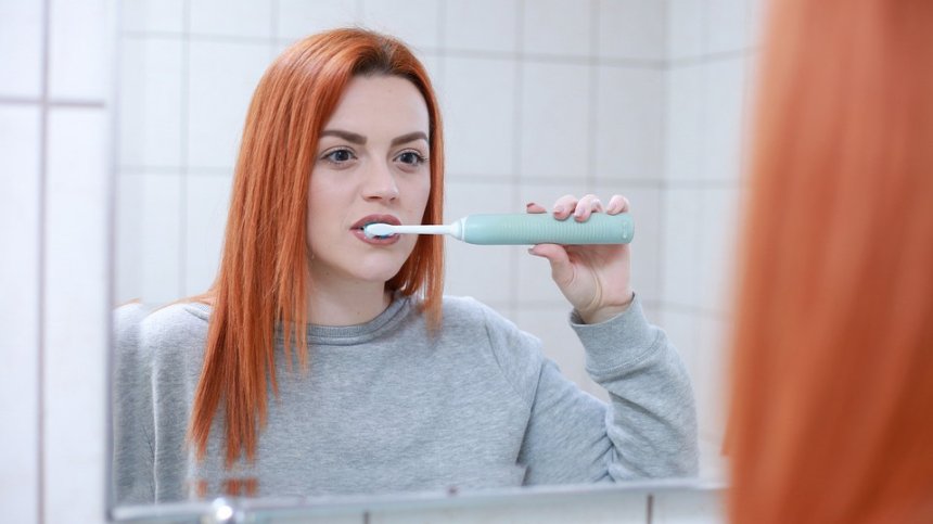 Въпрос на хигиена: Кога, как и защо да използваме вода за уста?