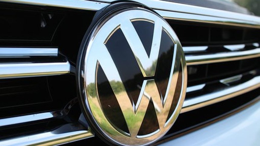 Volkswagen ще изтегли почти 700 000 автомобила от цял свят