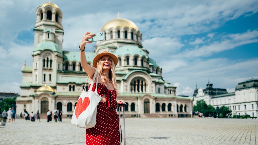 България в Топ 10 на ЕС: 73% от пътуванията ни са в страната
