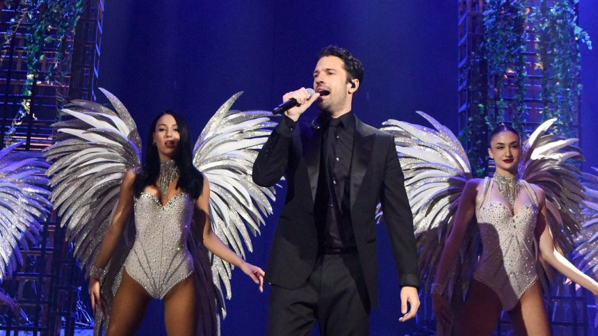 Гръцката звезда Константинос Аргирос се жени за приятелката си Александра Ника