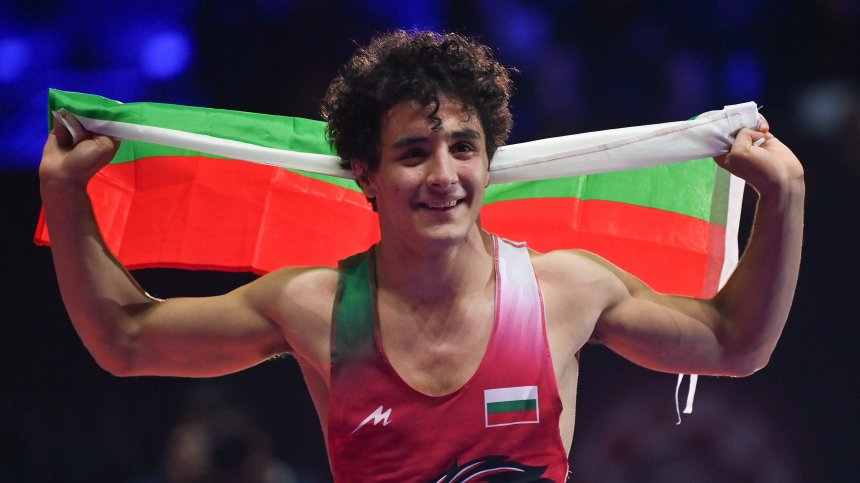 Назарян спечели бронз на европейското първенство по борба в Букурещ