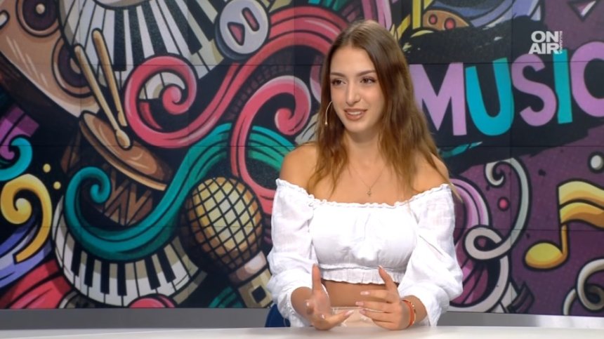 Никол Николова - Nikol и "Не мога с теб" - песен за лицемерието и фалша