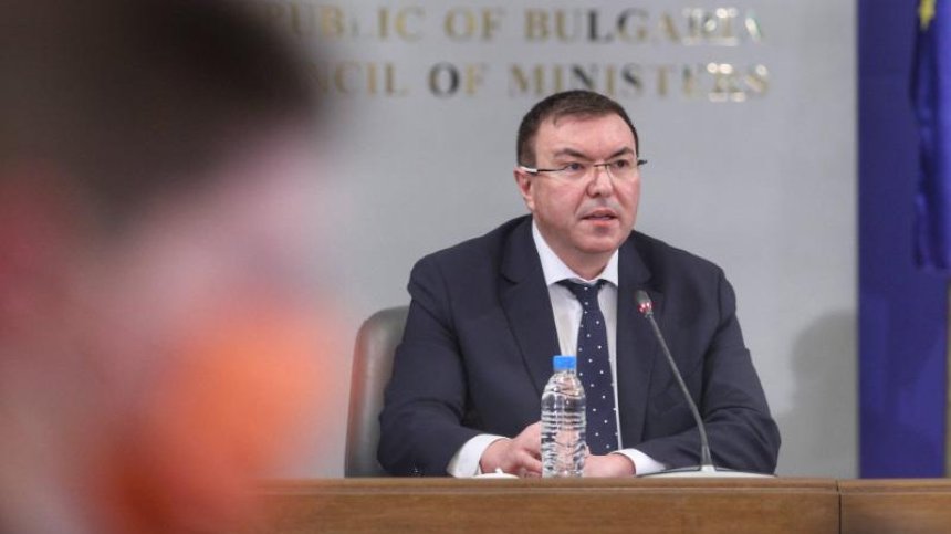 Среднощна инспекция спазва ли се наредбата за полетите от Великобритания