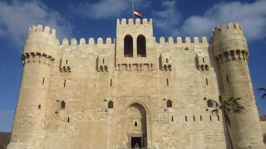 Откриха редки златни монети в капсула на времето от 1937 г. в Александрия