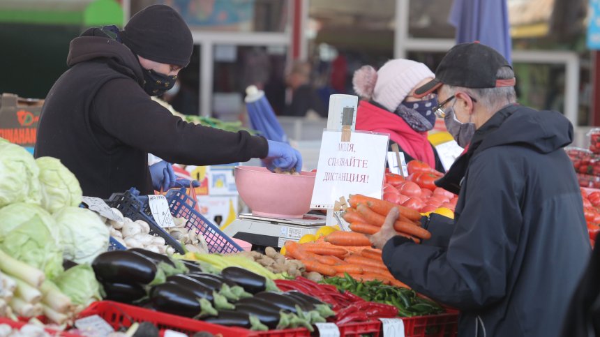 Пазарите и борсите са затворени, ще работят след Великден