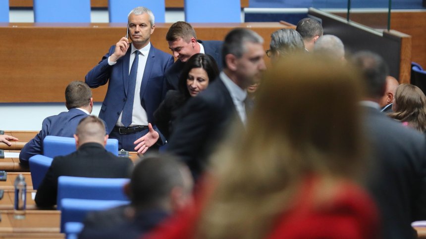Взривовете край Елин Пелин отекнаха в парламента с коментари и призив за мобилизация
