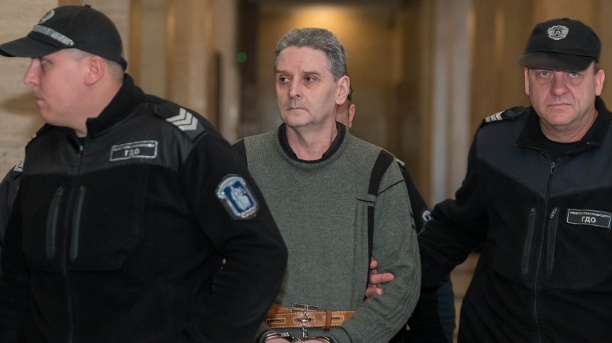 Без присъда за Тонев, застрелял психолога Нав - делото започва отначало