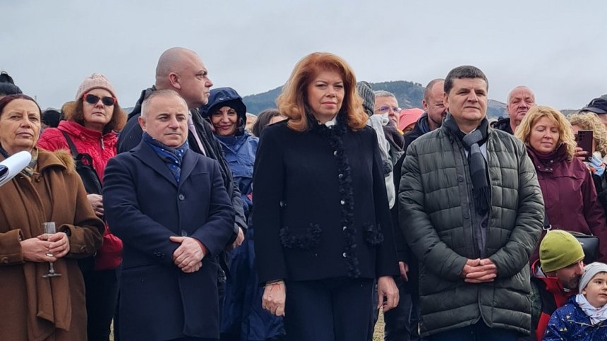 Илияна Йотова: РСМ сама блокира членството си в ЕС, България е непреклонна