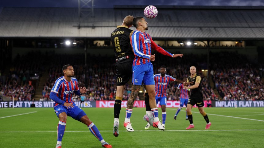 "Кристъл Палас" надигра гостуващия "Фредрикстад" в Лондон