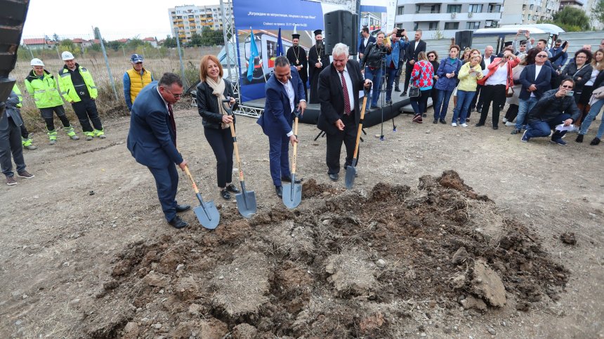 Първа копка: Започва изграждането на метрото в "Обеля" (+ГАЛЕРИЯ)