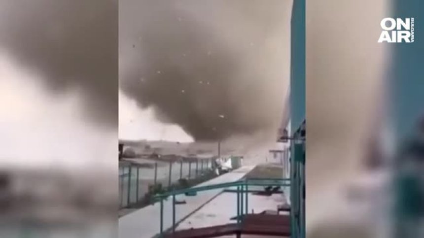 Торнадо в Черно море предизвика сензация в социалните мрежи (+ВИДЕО)