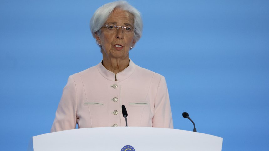 ЕЦБ повиши лихвите до 4%, ще има "съществен принос" за овладяване на инфлацията