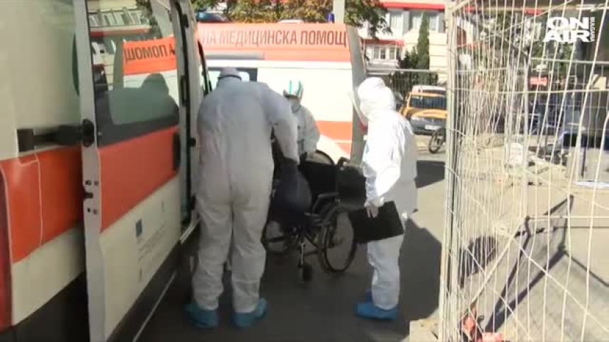 Само 5 екипа на Спешна помощ в Бургаско, повикванията за денонощие - 100