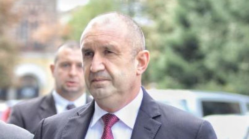 Румен Радев: 9 месеца партиите разпределяха власт, сега мълчат