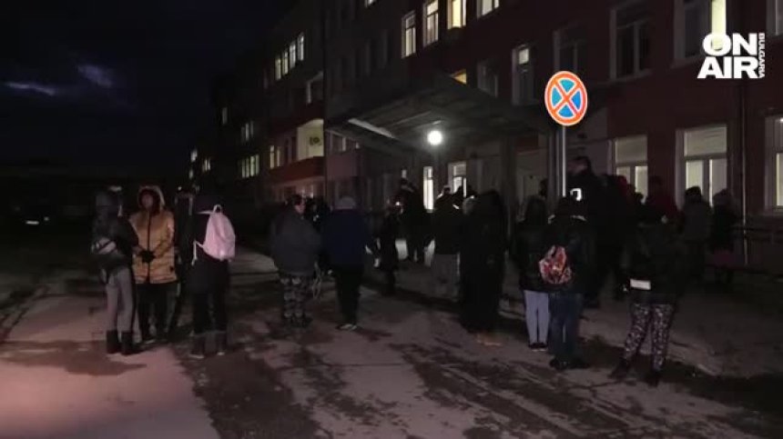 Пореден ден на протести във Враца: Хората искат среща с ръководството на болницата