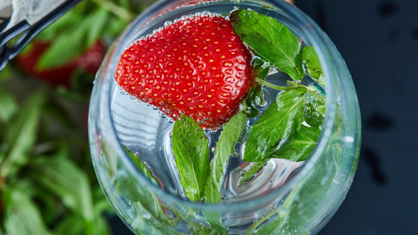 Сок от диня и вода с ягода - най-полезните напитки през лятото