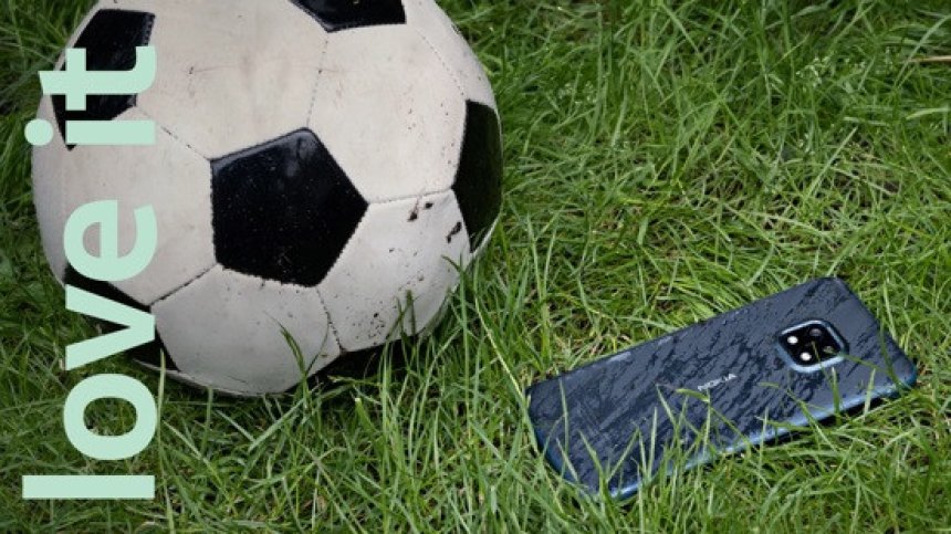 5 причини защо да харесаме Nokia XR20