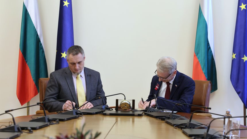 Премиерът Денков подписа Меморандум за сътрудничество с "Прозрачност без граници"