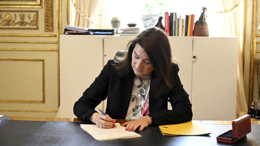 Швеция подписа официално искане за членство в НАТО