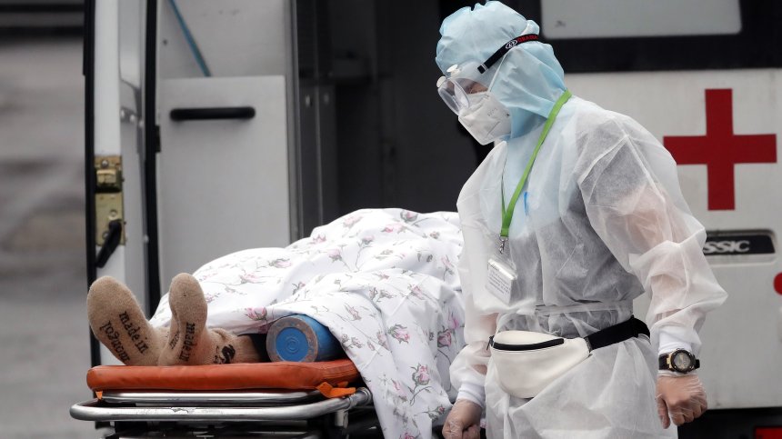 Ковид кризата в Русия се задълбочава, затварят училища, заведения и детски градини