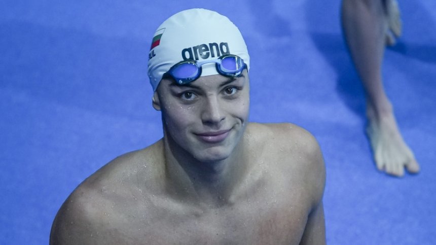 Петър Мицин завърши осми на 400 м кроул