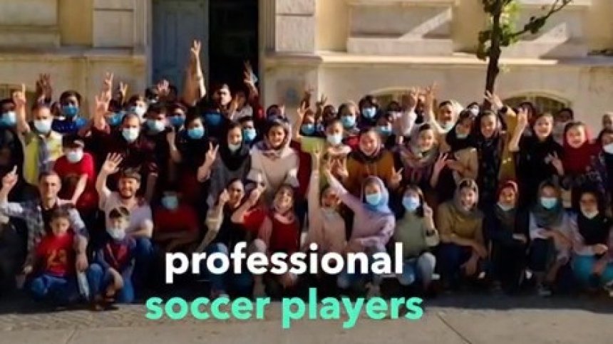 Женският национален отбор по футбол на Афганистан вече е в безопасност