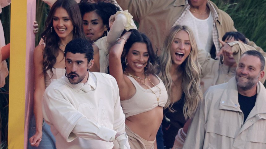 Тръмп съсипа Bad Bunny за шоуто на Супербоул: Ужасно беше, едно от най-лошите
