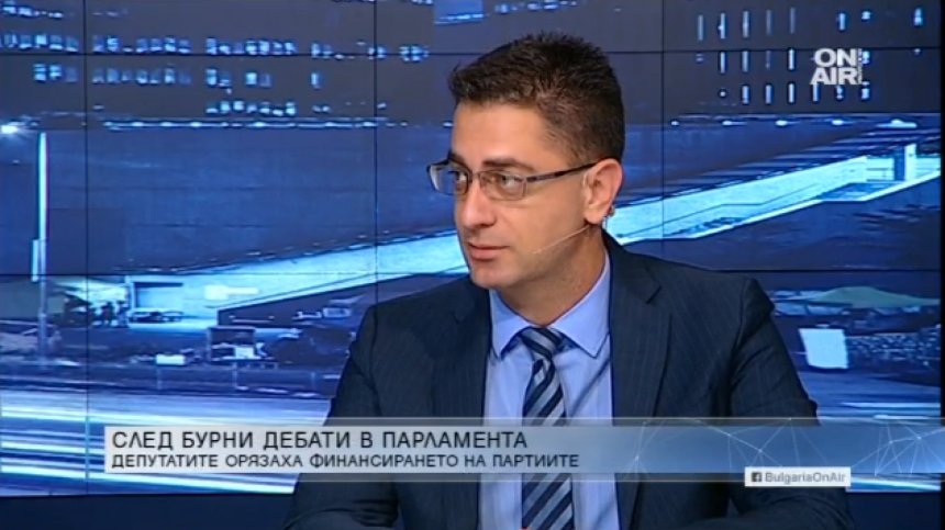 Прецедент е, че мониторингът на България продължава 19 г., смята депутат от "Воля"