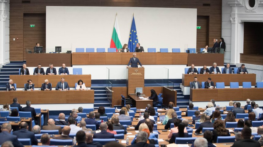 Личните коли на депутатите: За над 4 млн. лв. - предпочитат ВМW, Меrсеdеѕ и Аudі