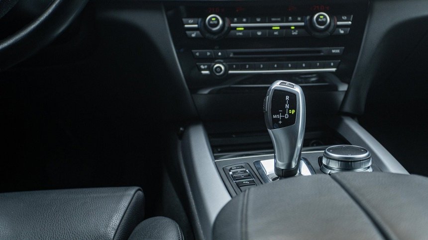 Колата придърпва и превключва лошо - какви са причините при автоматична трансмисия?