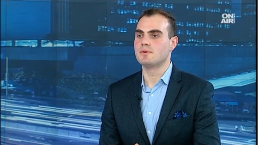 Ревизията на приватизацията може да изкара "кирливи ризи", твърди анализатор