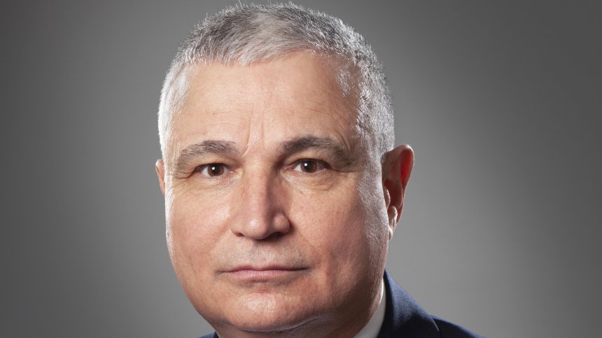 Радев назначи Пламен Славов за свой секретар по духовност и култура