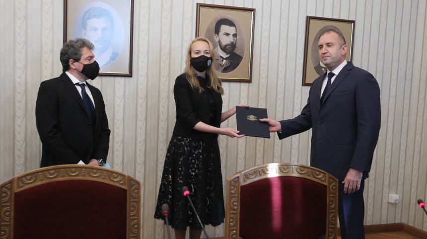 "Има такъв народ" върнаха мандата за съставяне на правителство