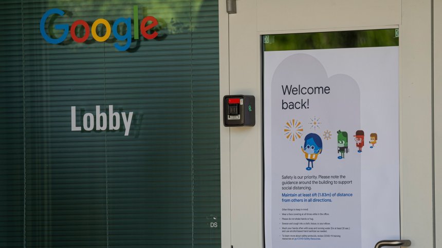 Google ще прилага нов хибриден модел на работа