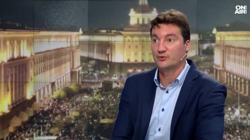 Крум Зарков: Появи се нова сила и тя не е собственост на никоя партия