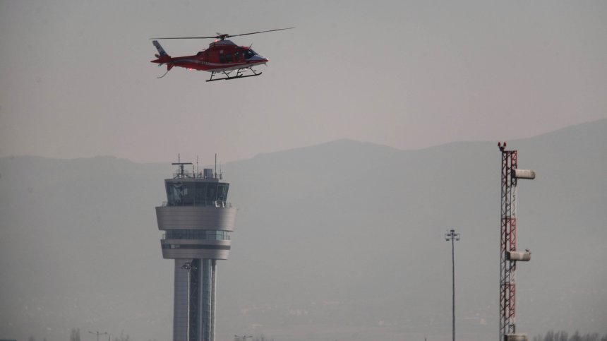 Хеликоптер докара тежко пострадал ски състезател от Банско до София