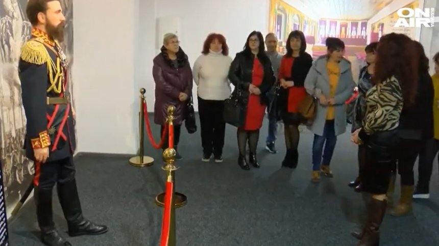 Славейков, Батенберг и Колю Фичето оживяха в Музей на восъчните фигури в Бяла