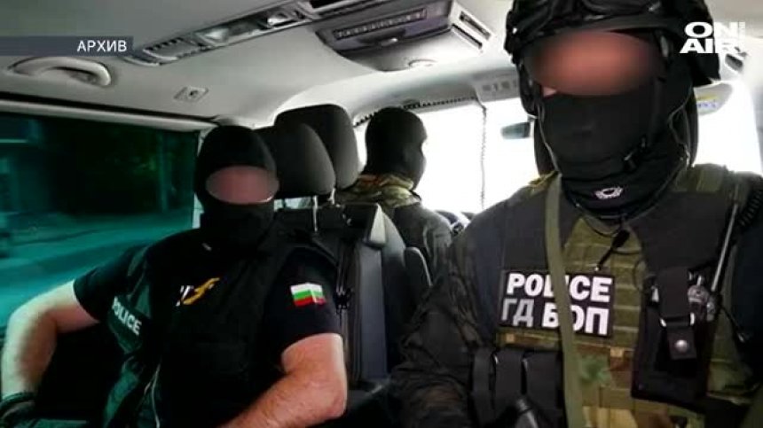 Монтана: Арест за 15 рекетьори от организирана престъпна група