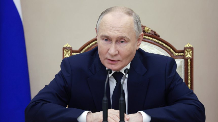 Путин нарече атентата срещу Фицо "отвратително престъпление"